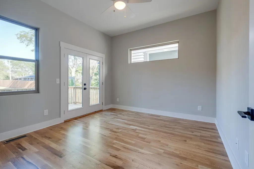 1104B 33rd Ave, N Nashville TN 37209