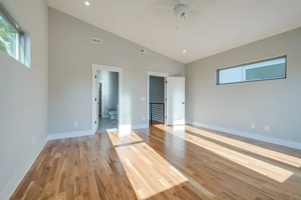 1104B 33rd Ave, N Nashville TN 37209