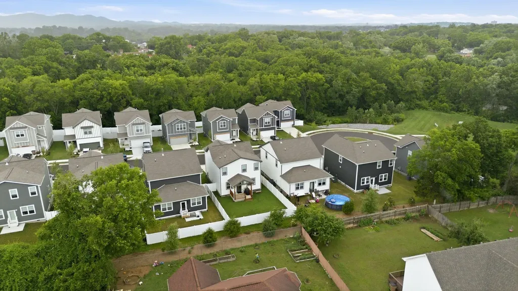 744 Caraway Lane Nashville TN 37211