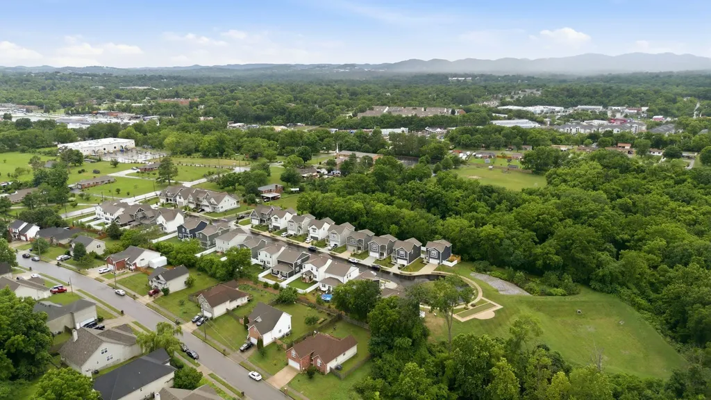 744 Caraway Lane Nashville TN 37211