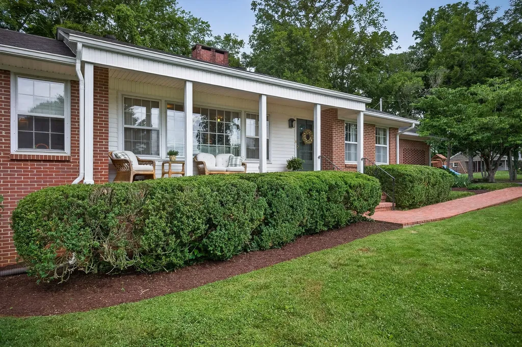 606 Boyd Avenue Mcminnville TN 37110