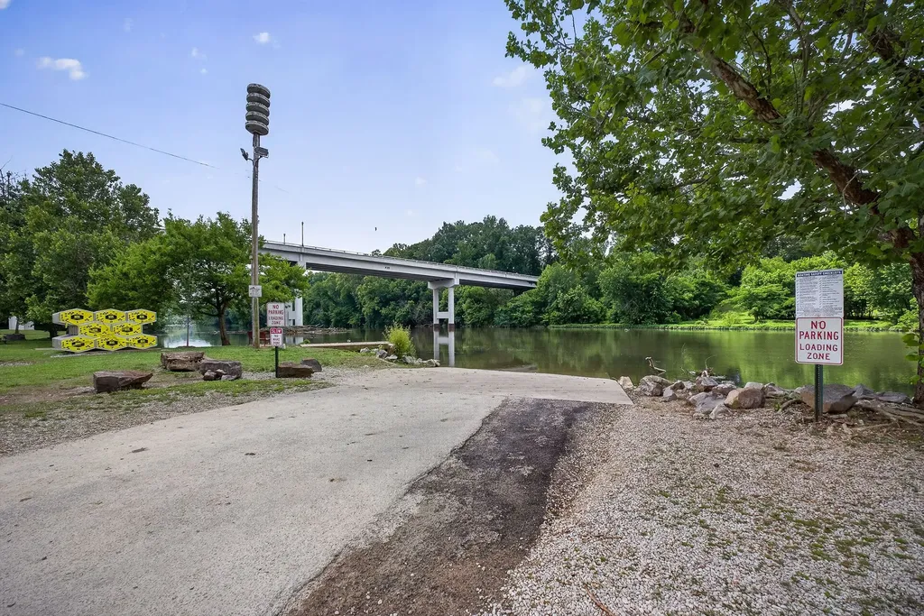 606 Boyd Avenue Mcminnville TN 37110