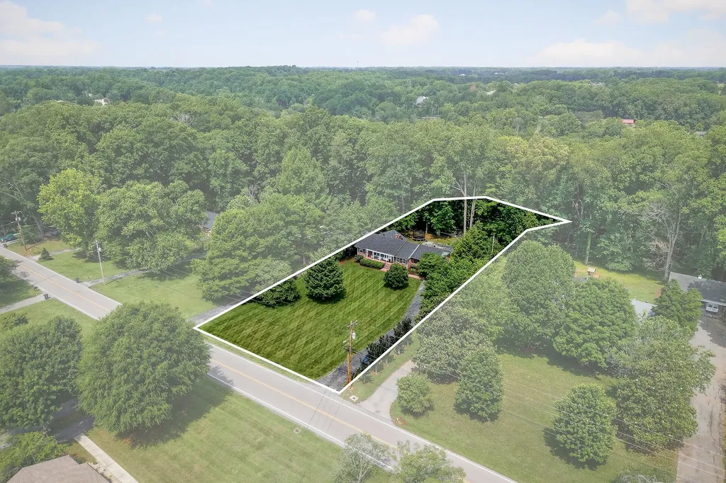606 Boyd Avenue Mcminnville TN 37110