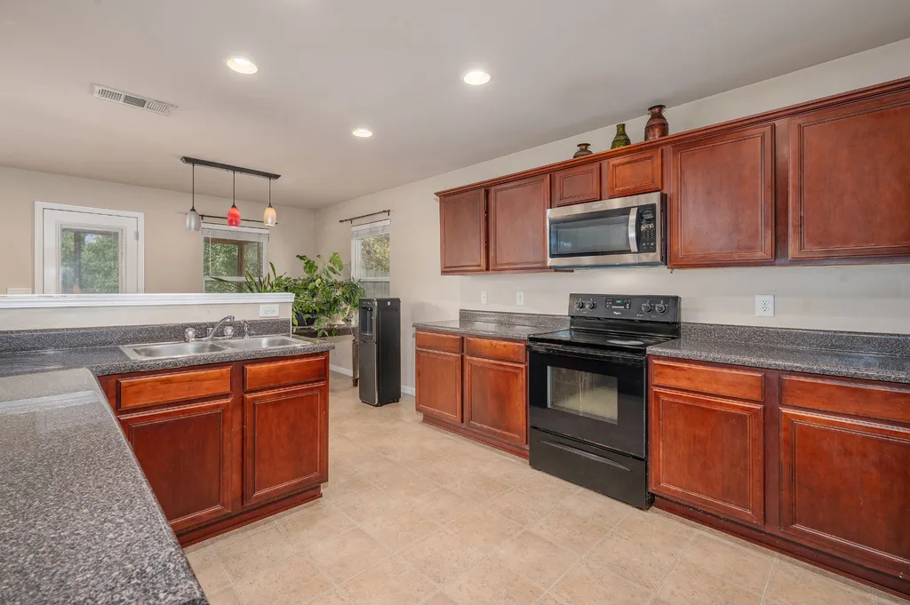515 Creek Oak Drive Murfreesboro TN 37128