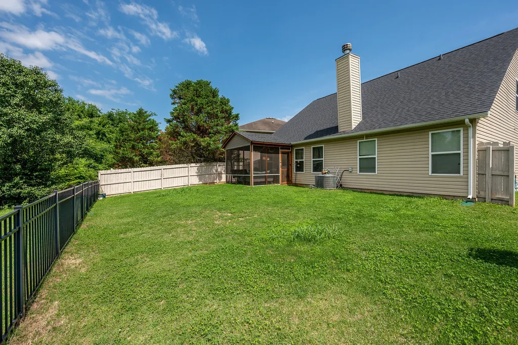 515 Creek Oak Drive Murfreesboro TN 37128