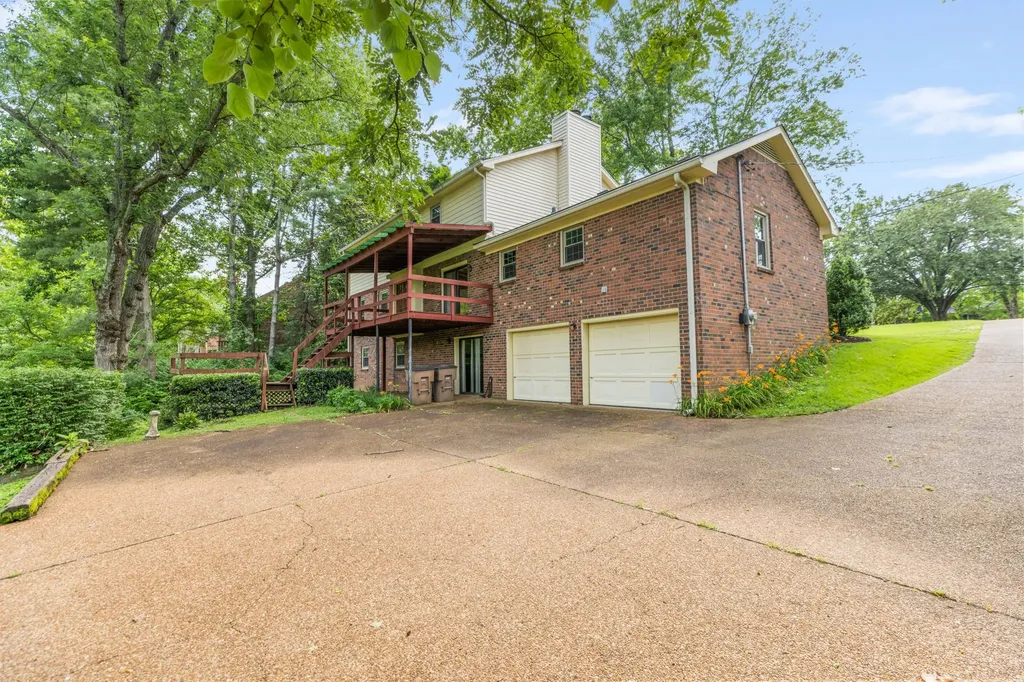 5632 Clovermeade Drive Brentwood TN 37027