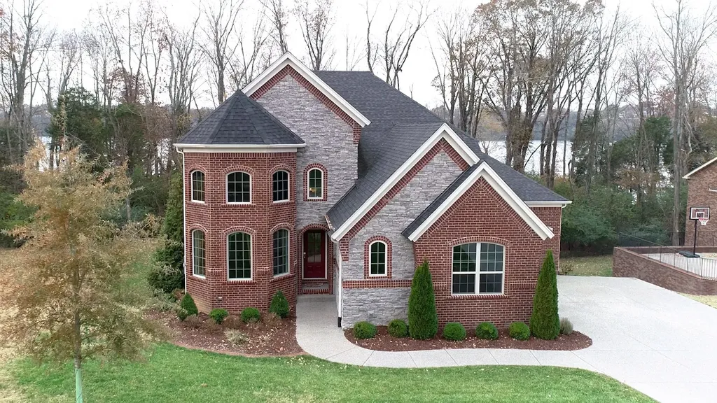 133 Windmill Pointe Circle Hendersonville TN 37075