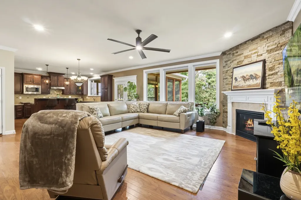 133 Windmill Pointe Circle Hendersonville TN 37075