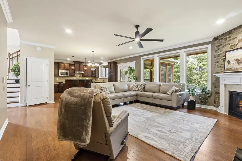133 Windmill Pointe Circle Hendersonville TN 37075