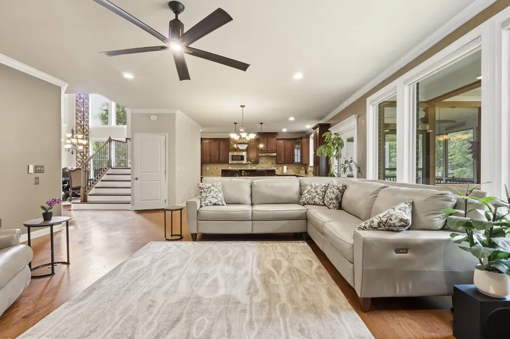 133 Windmill Pointe Circle Hendersonville TN 37075