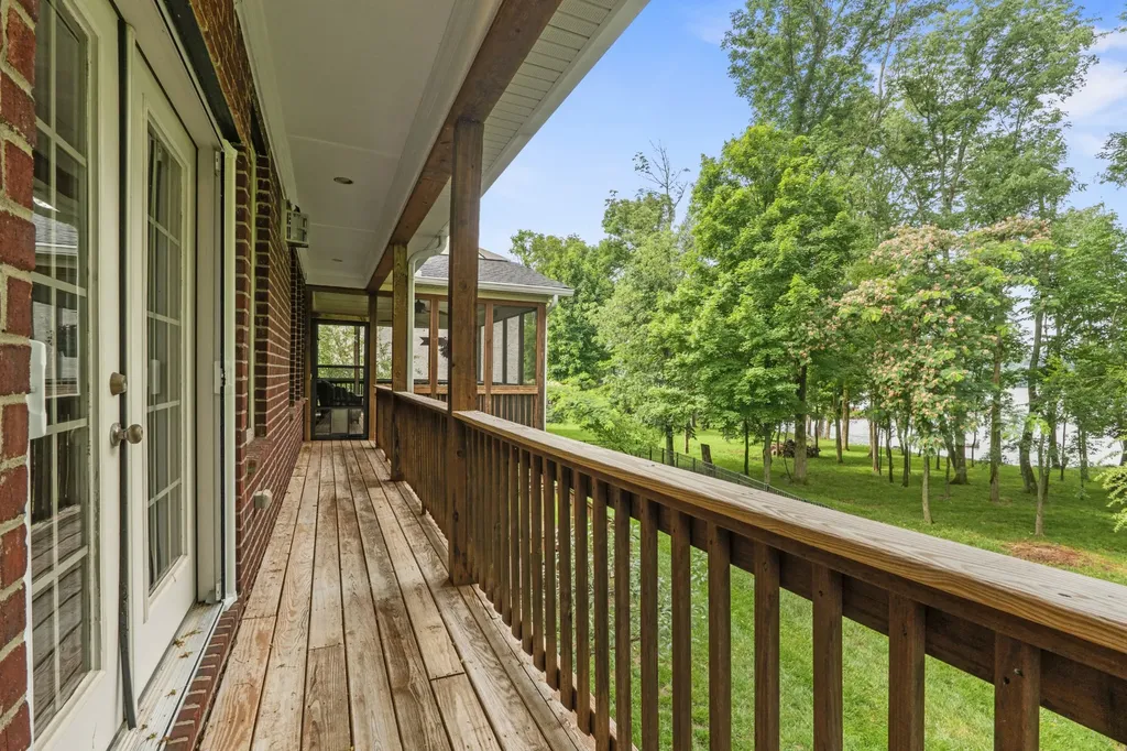 133 Windmill Pointe Circle Hendersonville TN 37075