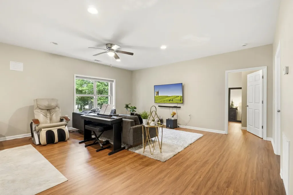 133 Windmill Pointe Circle Hendersonville TN 37075