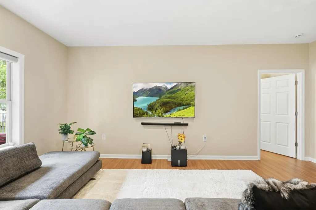 133 Windmill Pointe Circle Hendersonville TN 37075