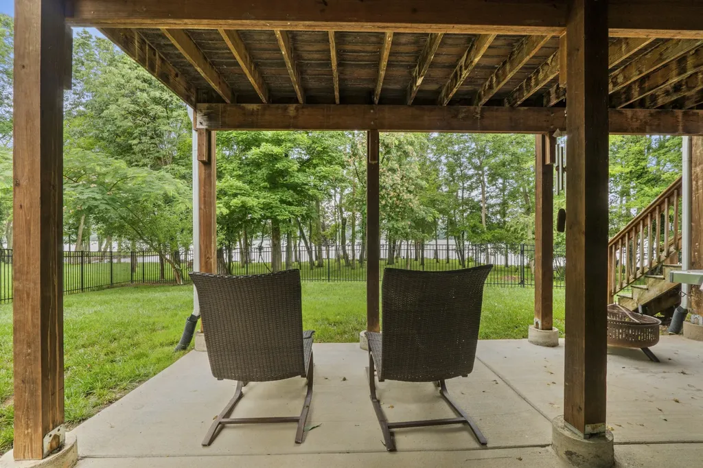 133 Windmill Pointe Circle Hendersonville TN 37075