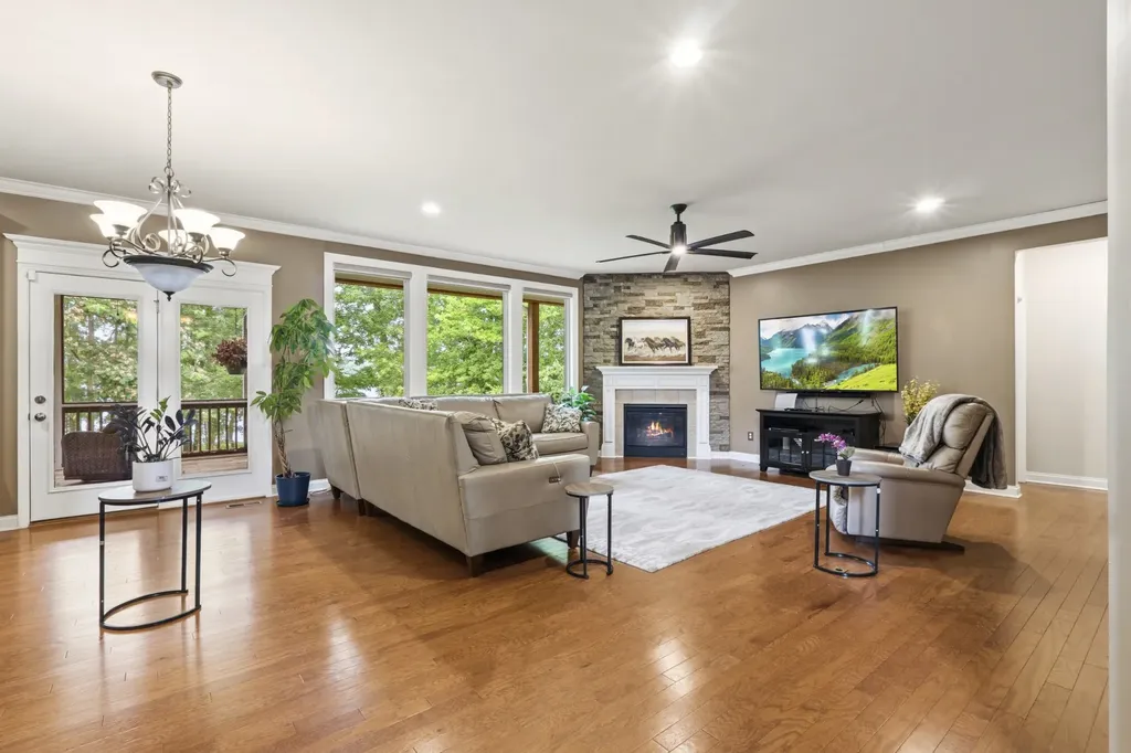 133 Windmill Pointe Circle Hendersonville TN 37075