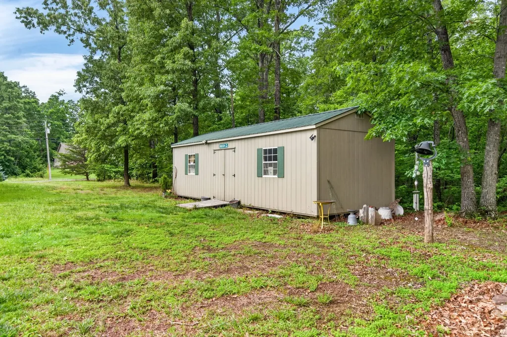234 Stonecrest Avenue Crossville TN 38571