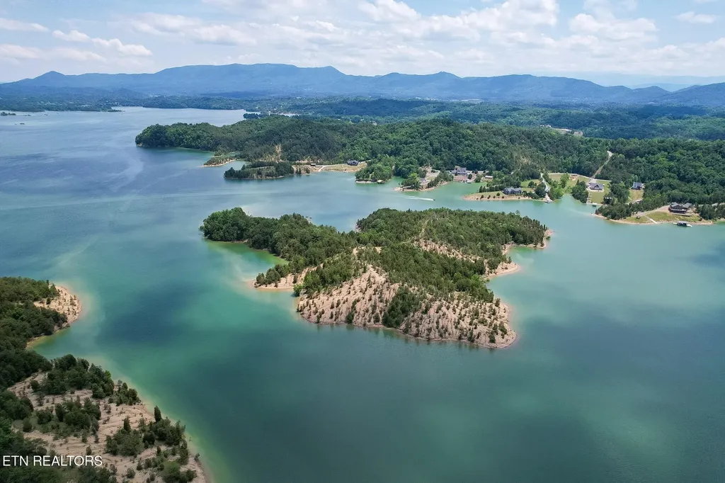 0 0 Douglas Lake Island Sevierville TN 37876