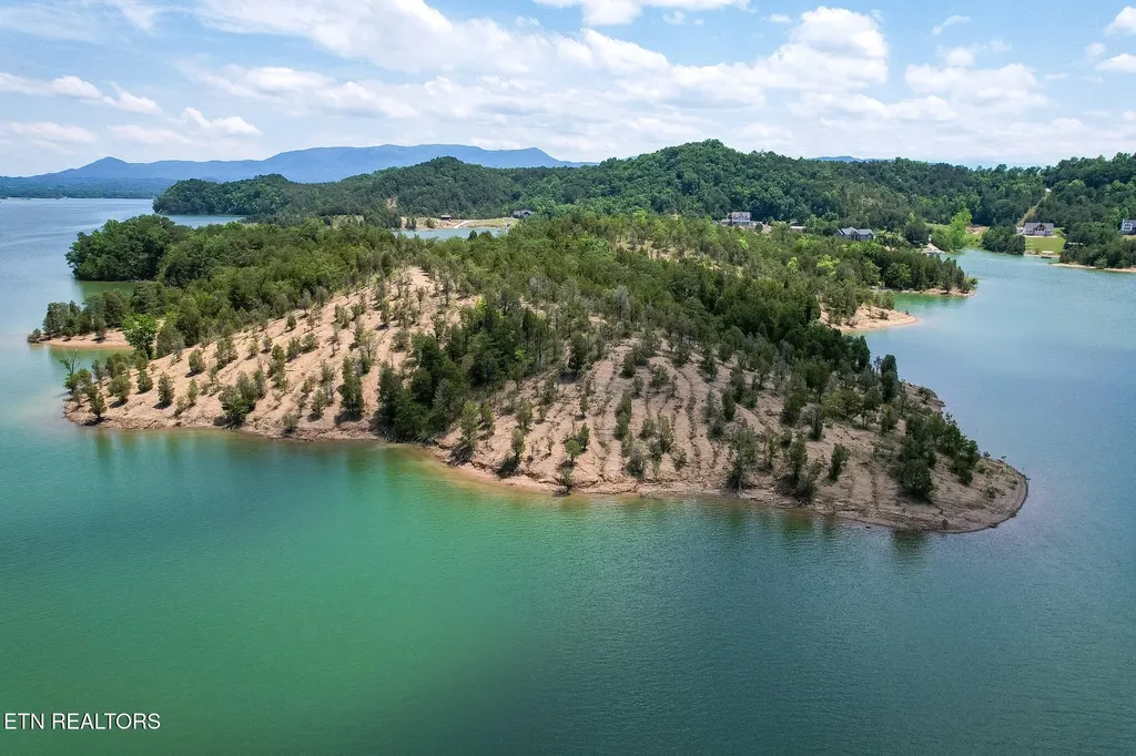 0 0 Douglas Lake Island Sevierville TN 37876