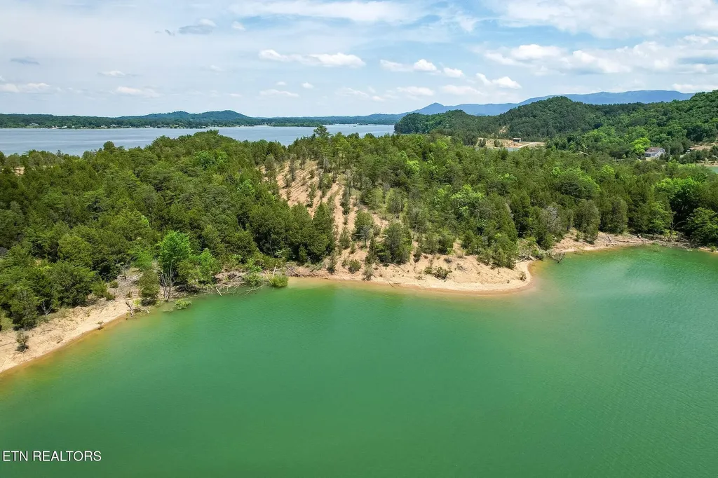 0 0 Douglas Lake Island Sevierville TN 37876
