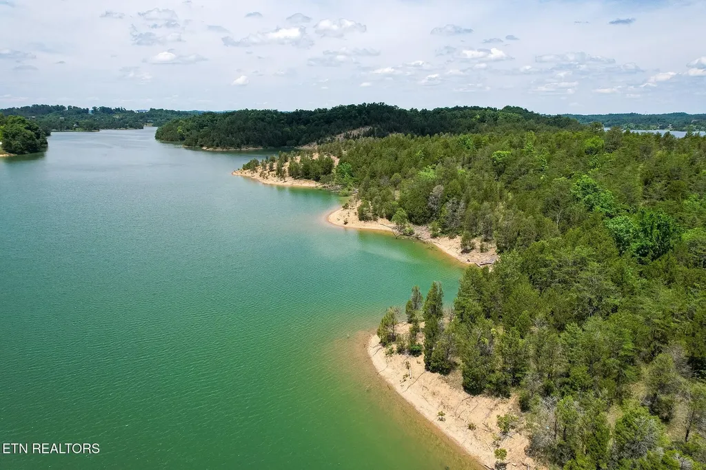 0 0 Douglas Lake Island Sevierville TN 37876