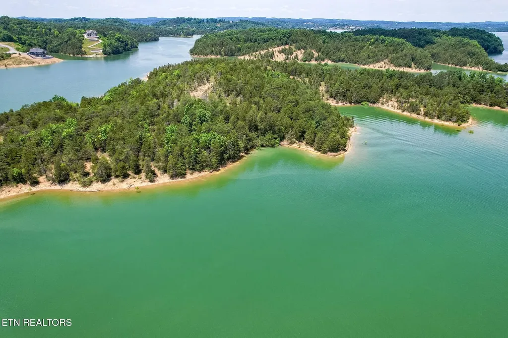 0 0 Douglas Lake Island Sevierville TN 37876