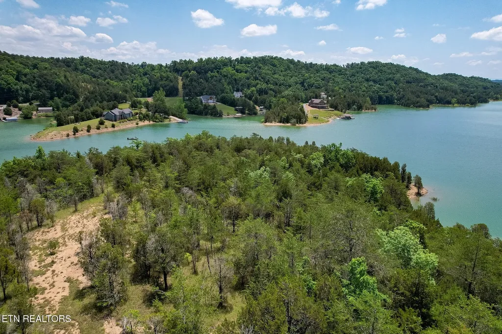 0 0 Douglas Lake Island Sevierville TN 37876