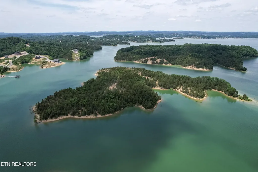 0 0 Douglas Lake Island Sevierville TN 37876
