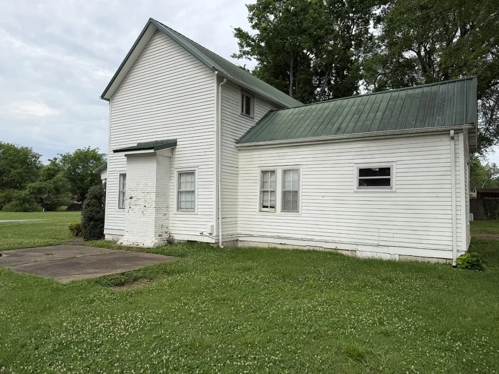 1310 Veterans Parkway Murfreesboro TN 37128