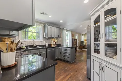 2712 Mailan Drive Nashville TN 37206