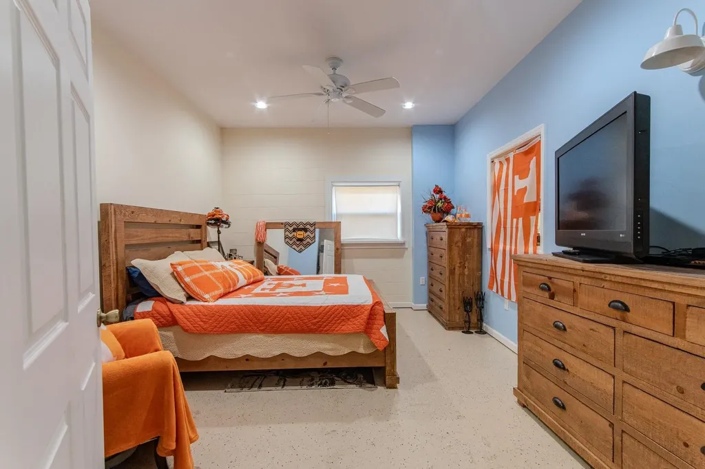 2411 Keazey Hollow Road Waynesboro TN 38485