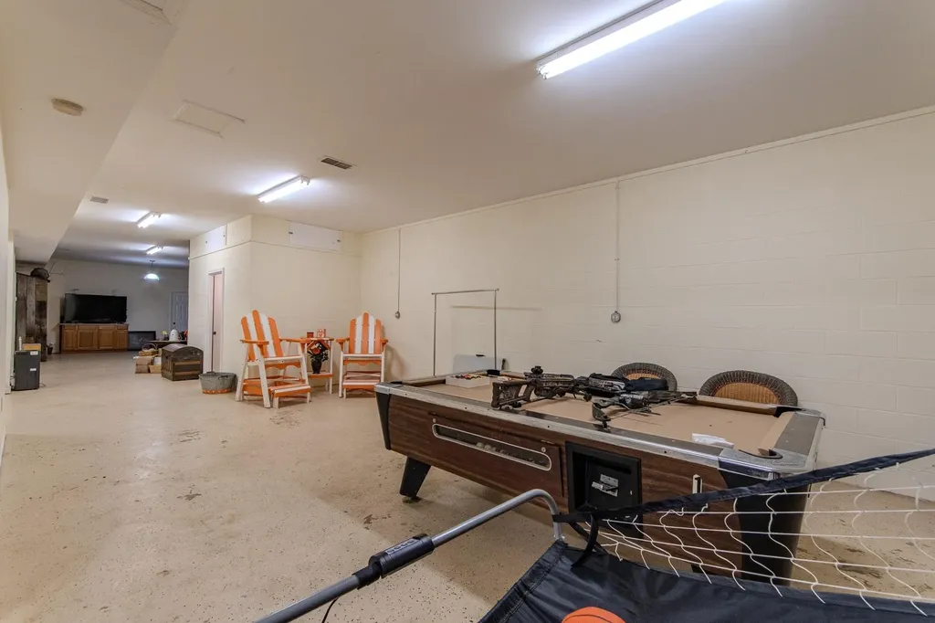 2411 Keazey Hollow Road Waynesboro TN 38485