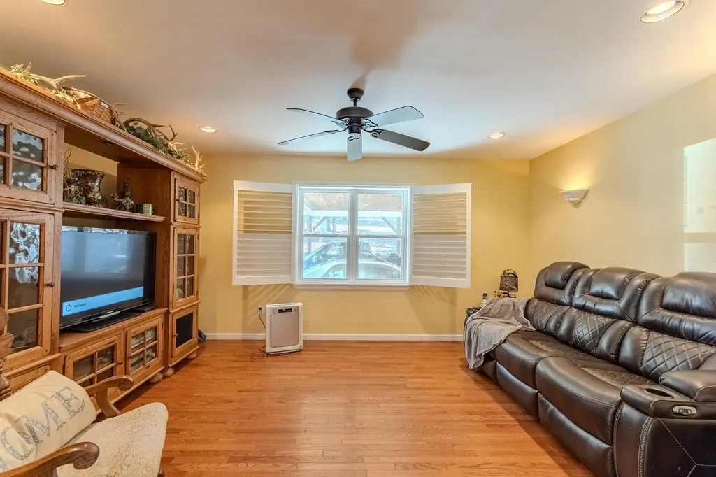 2411 Keazey Hollow Road Waynesboro TN 38485