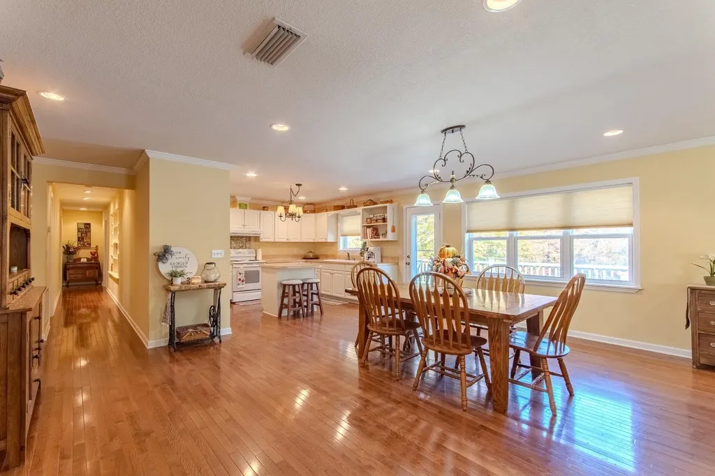2411 Keazey Hollow Road Waynesboro TN 38485