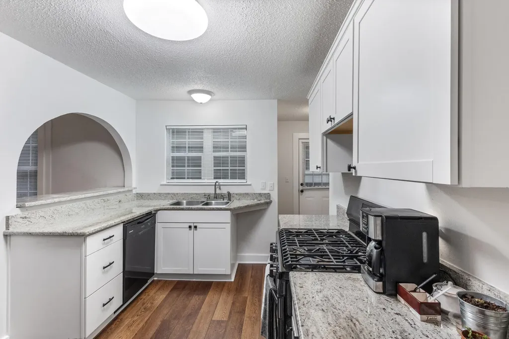 300 S Oak Street Sweetwater TN 37874