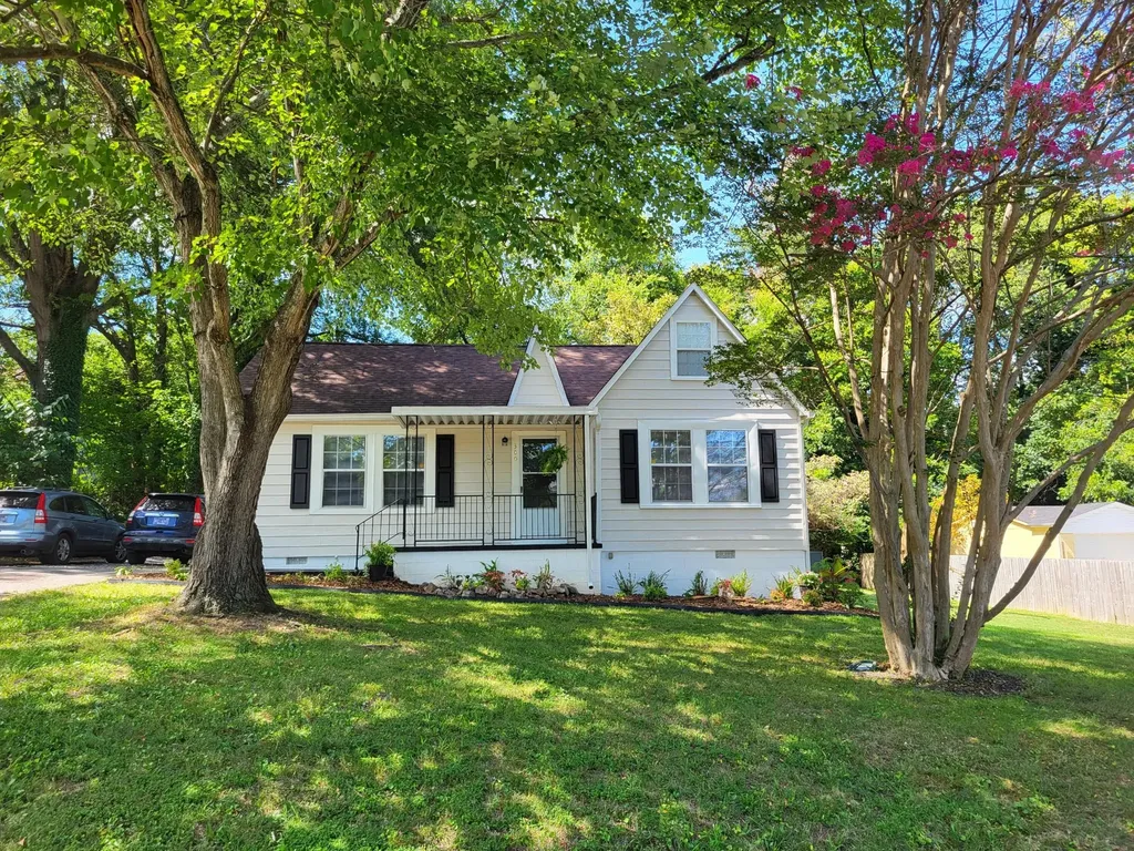 300 S Oak Street Sweetwater TN 37874