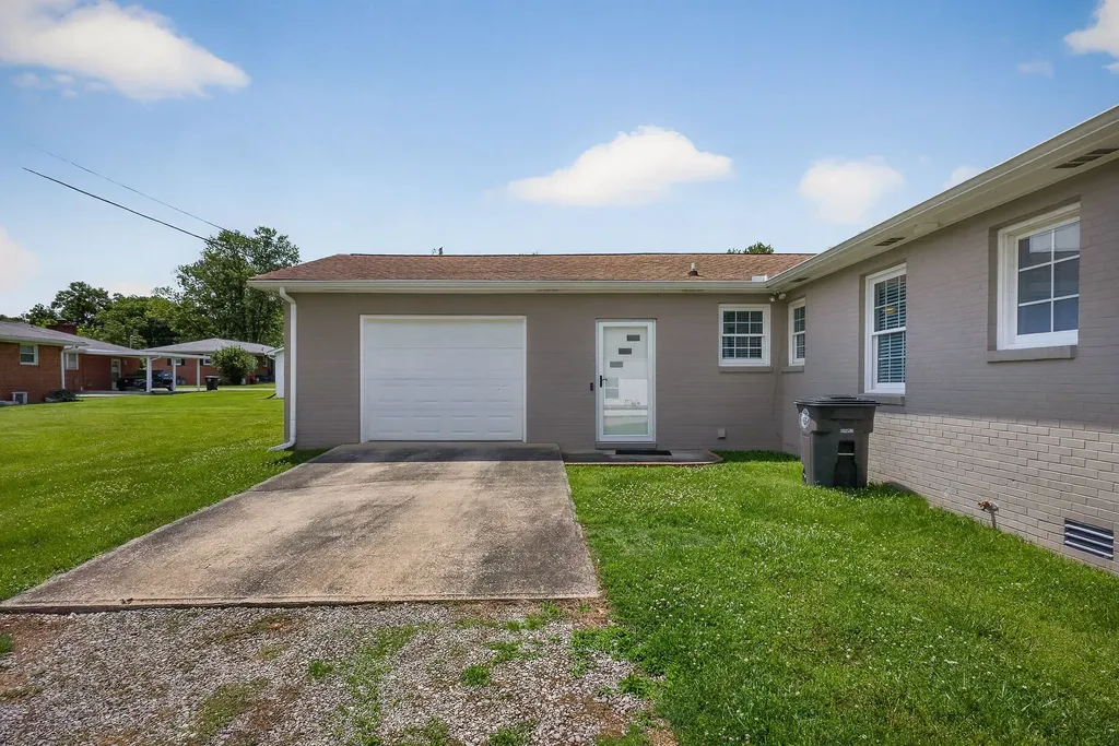 133 Joy Lane Cookeville TN 38506