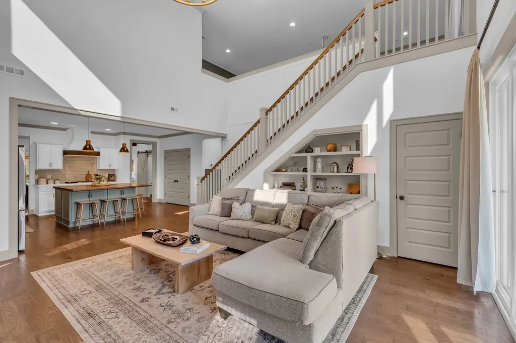 787 Plowson Road Mount Juliet TN 37122