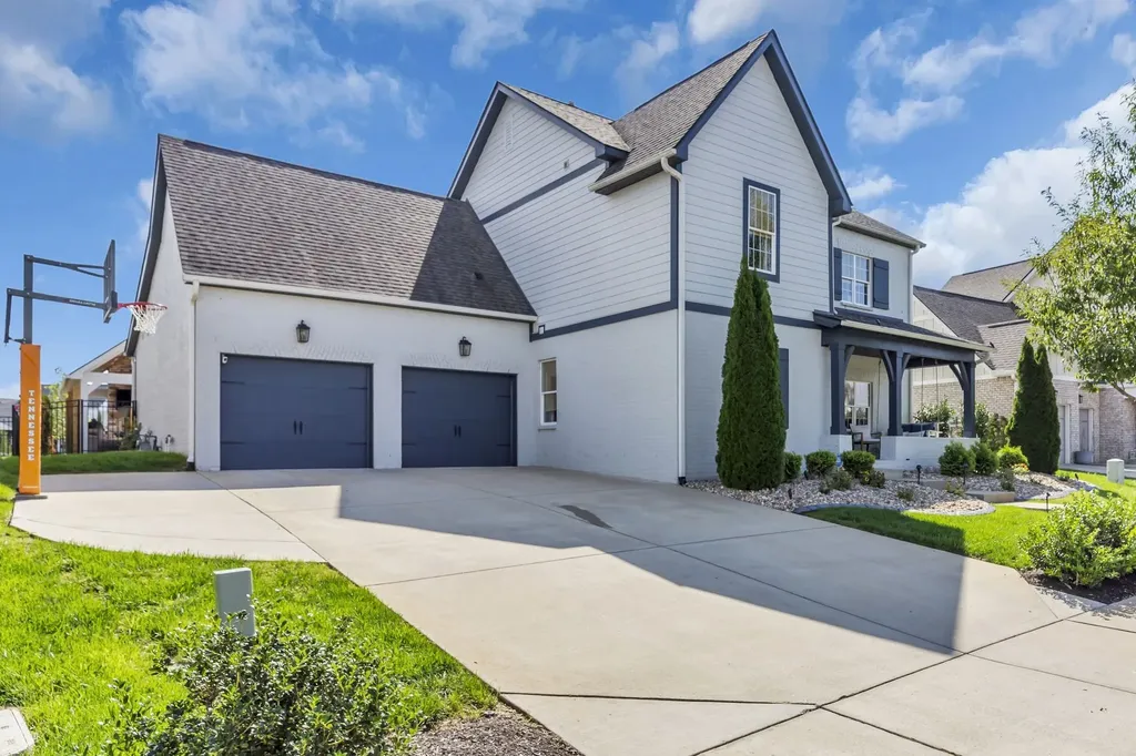 787 Plowson Road Mount Juliet TN 37122