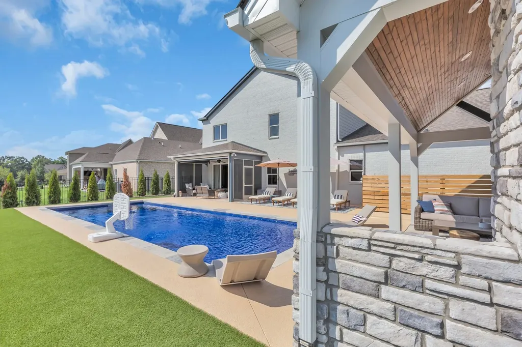 787 Plowson Road Mount Juliet TN 37122