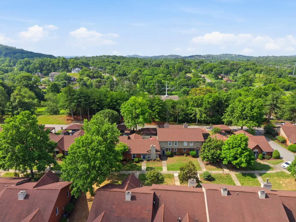 216 Highland Villa Circle Nashville TN 37211
