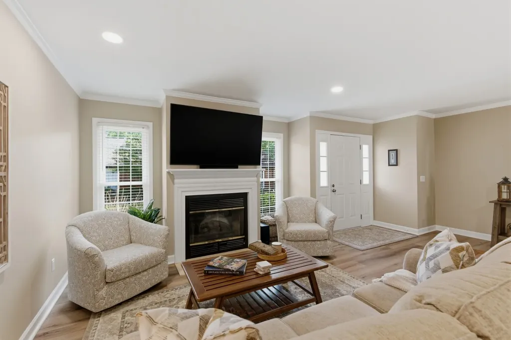 216 Highland Villa Circle Nashville TN 37211