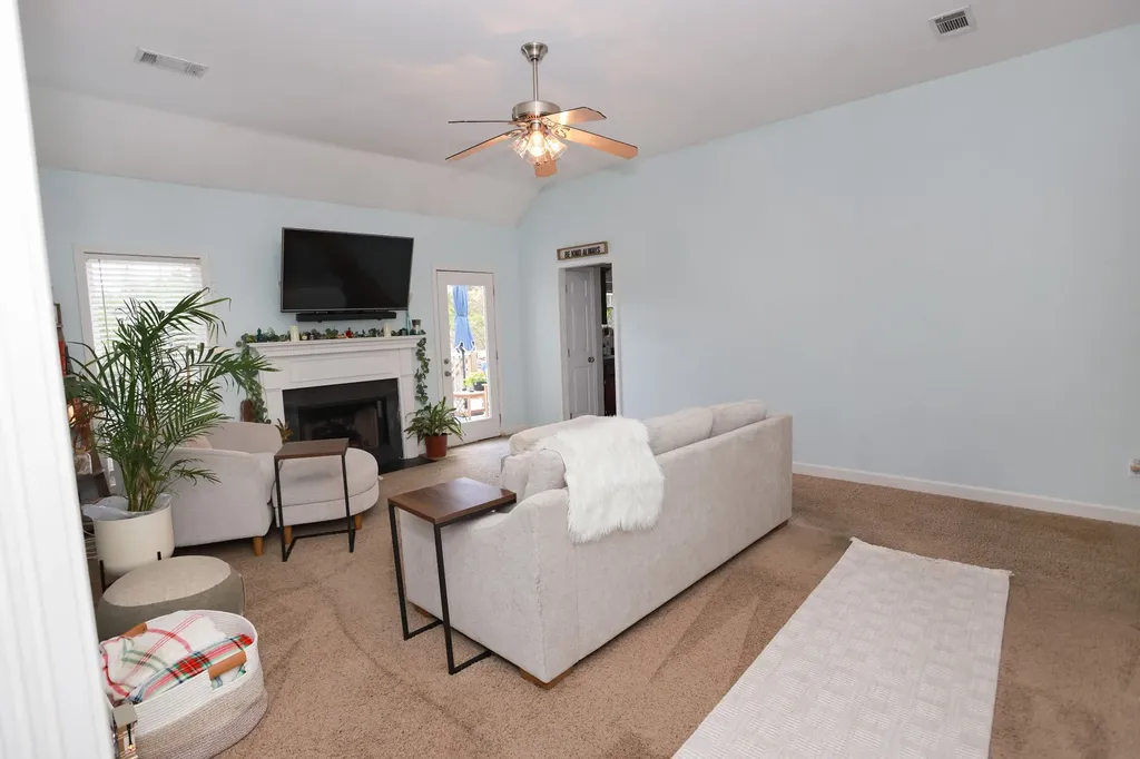 1118 Franklin Drive Greenbrier TN 37073
