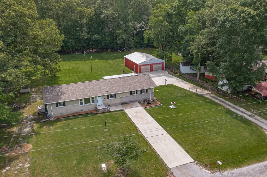 472 Willow Oak Road Manchester TN 37355
