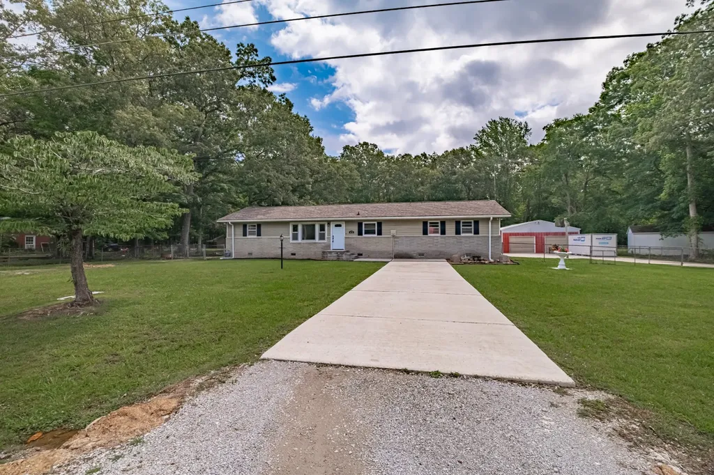 472 Willow Oak Road Manchester TN 37355
