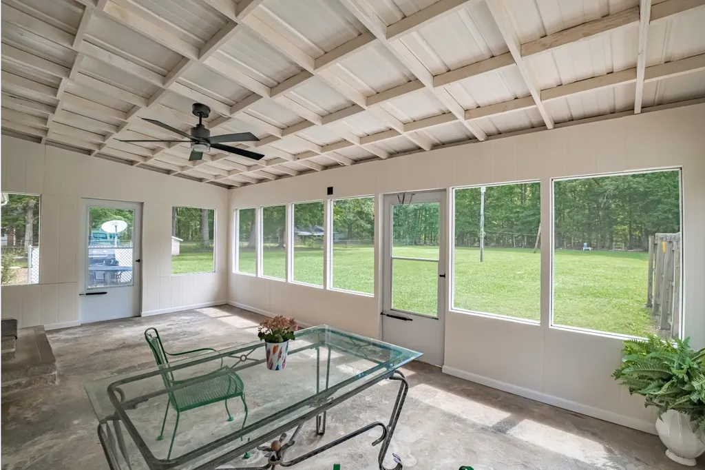 472 Willow Oak Road Manchester TN 37355