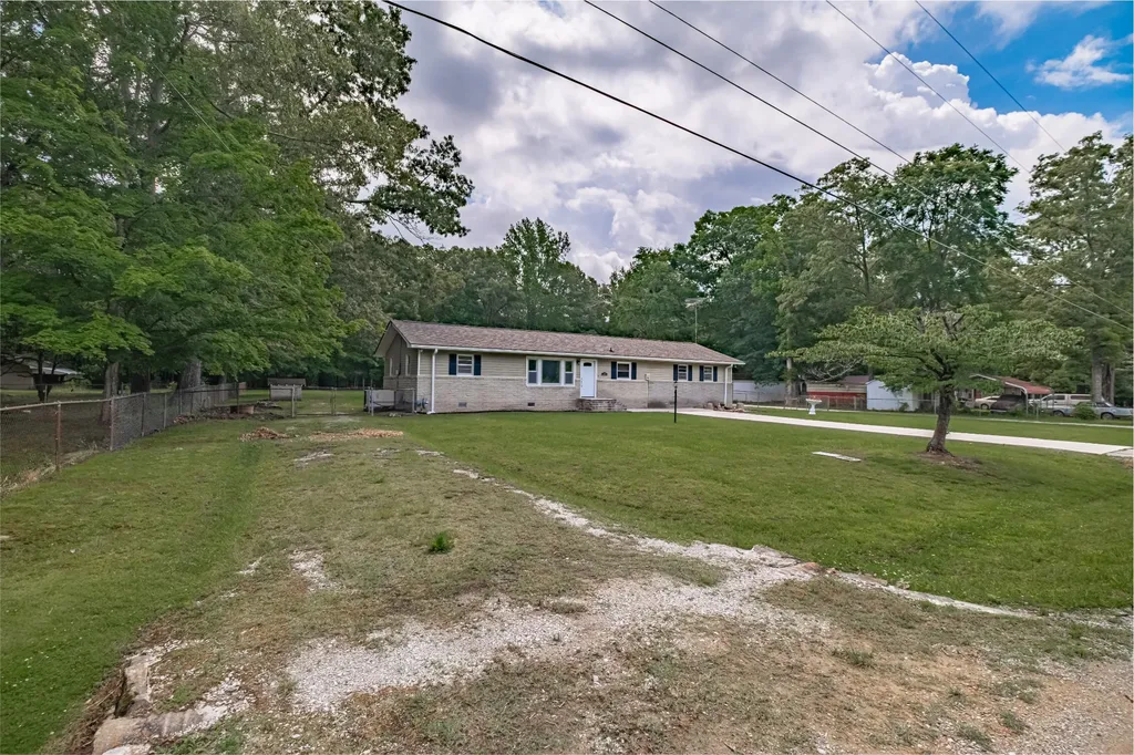 472 Willow Oak Road Manchester TN 37355