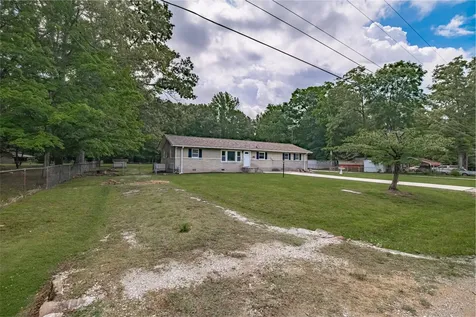 472 Willow Oak Road Manchester TN 37355