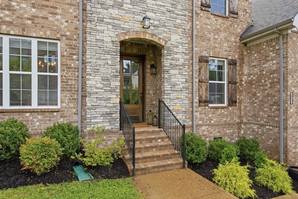 8045 Still Spring Ridge Drive Nashville TN 37221