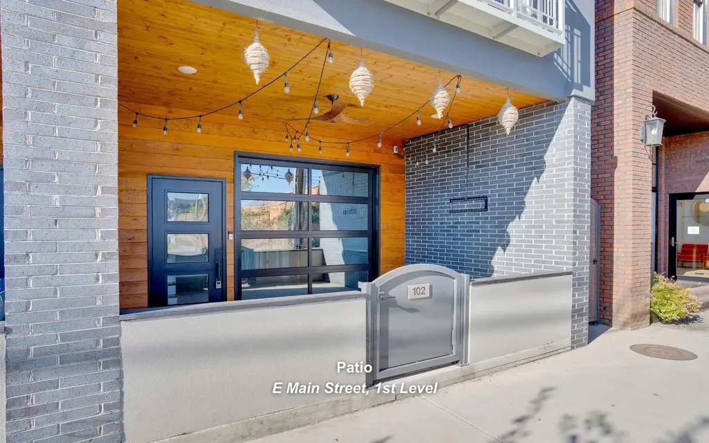 550 E Main Street Chattanooga TN 37408