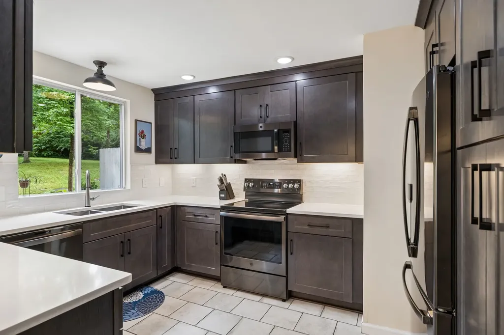205 Brattlesboro Place Nashville TN 37204
